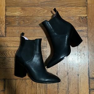 Zara black leather heeled Chelsea boots